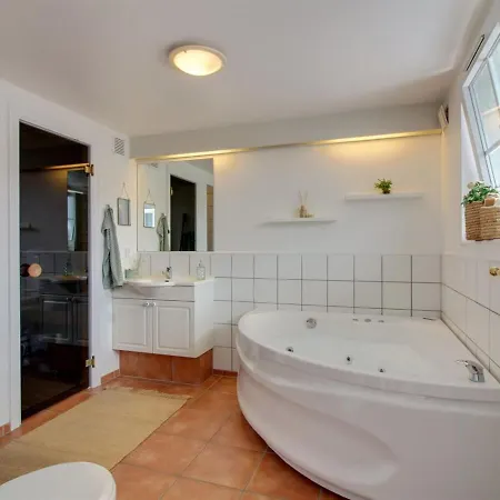 Apartment Vinny - 1-2Km From The Sea By Interhome Apartmán