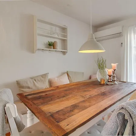 Apartment Vinny - 1-2Km From The Sea By Interhome *