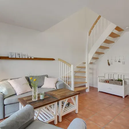 Apartment Vinny - 1-2Km From The Sea By Interhome *